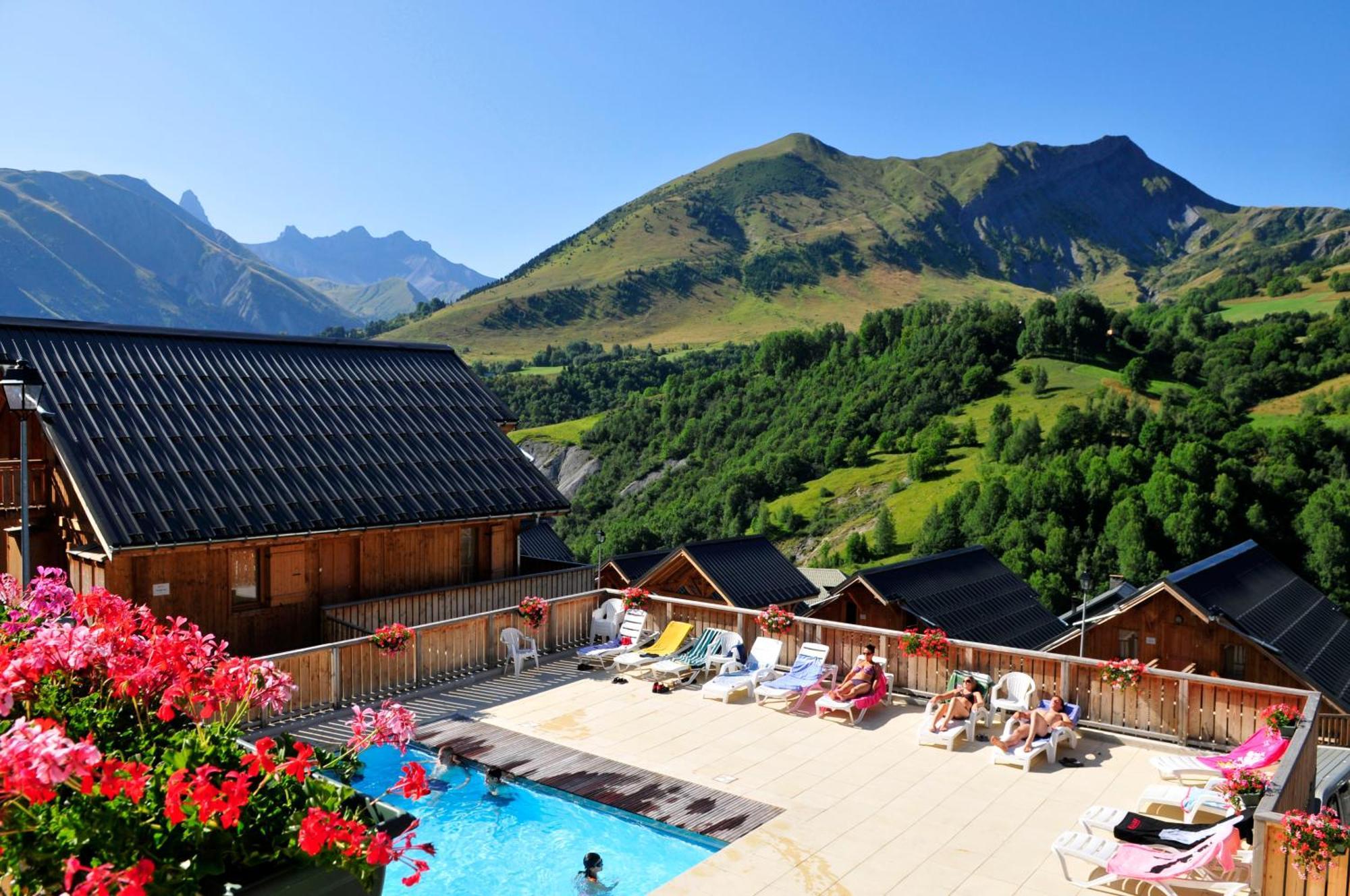 Residence Goelia Les Chalets Des Ecourts Saint-Jean-d'Arves Exterior photo